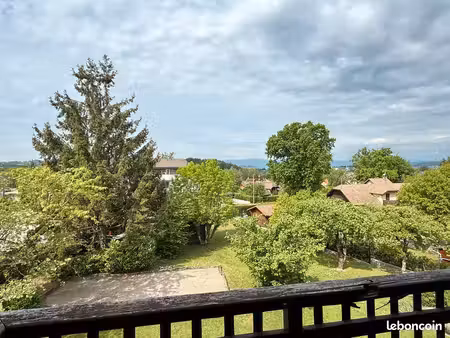 t5 duplex à branchy  spacieux et au calme