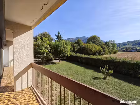 appartement 3 pièces 84 m²