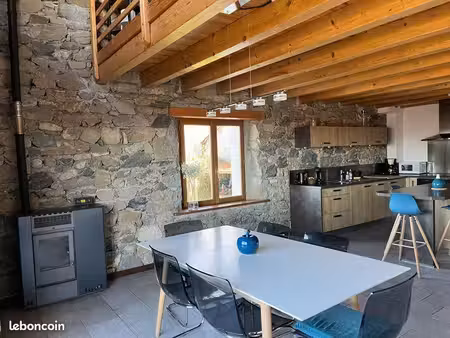 triplex de 160m²  de pierres et de bois avec vue sur lac léman