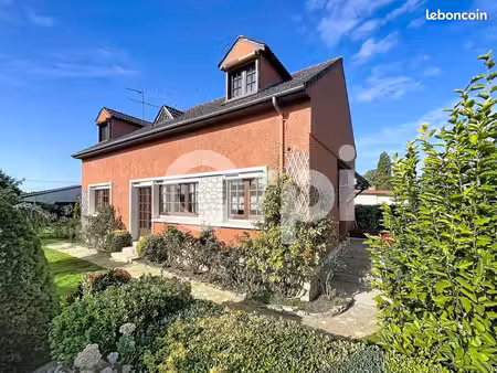 pavillon 6 pièces 137 m²