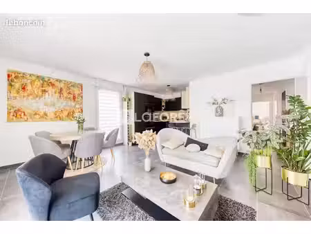 appartement 4 pièces 79 m²