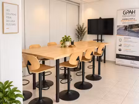 bureaux climatisés modulables 48 à 247 m² avec parkings — poisy / épagny