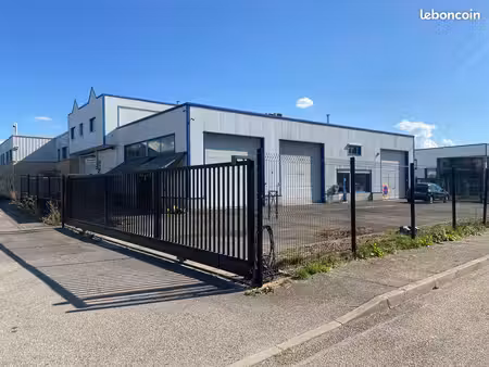 local 290 m² annecy