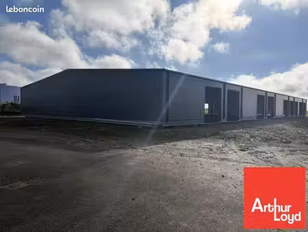 local d'activite 100 m² chauray