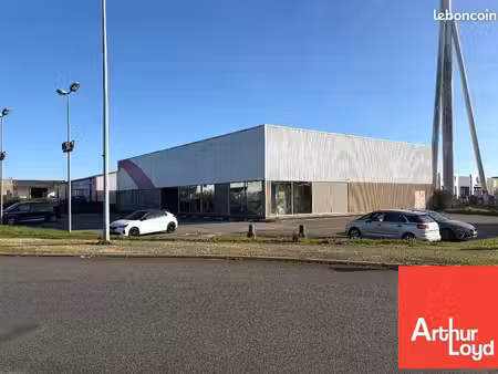 local commercial 768 m² niort