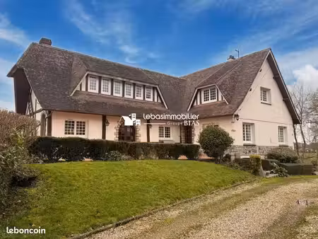 pavillon 6 pièces 180 m²