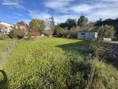 terrain 536 m² realmont
