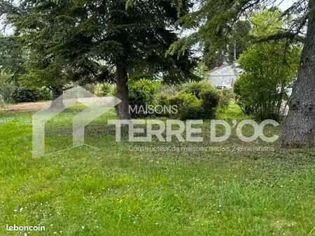 terrain 400 m² denat