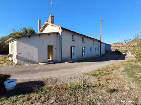 maison + dépendances (ancienne ferme) à la campagne - longère de gâtine