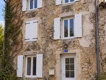 maison en pierre 4/5 pièces 150 m² avec jardin 230 m²