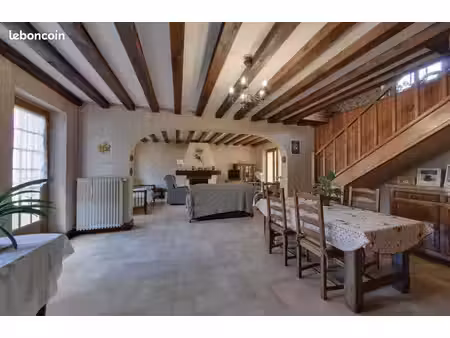maison 5 pièces 130 m²