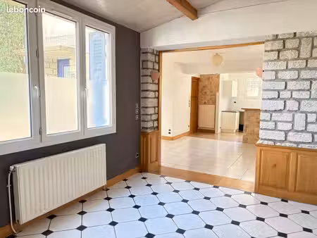 maison de ville 4 pièces 82 m²