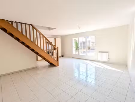 appartement t1 à rouillé