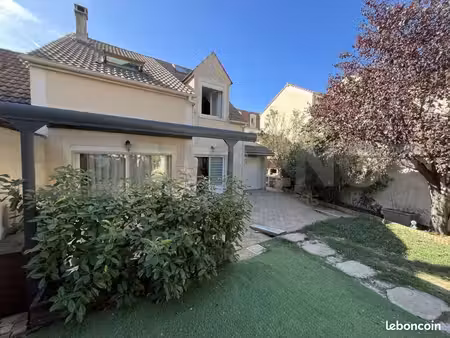 maison 5 pièces 110 m²