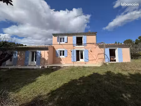 villa 6 pièces 166 m²