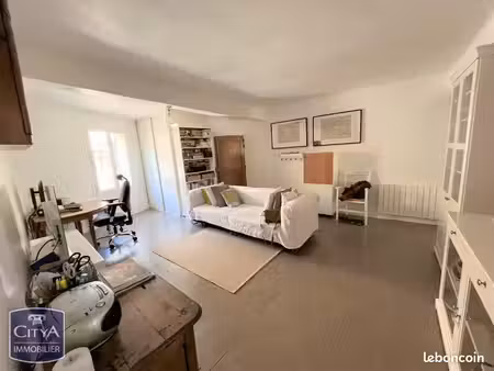 appartement 4 pièces 82 m²
