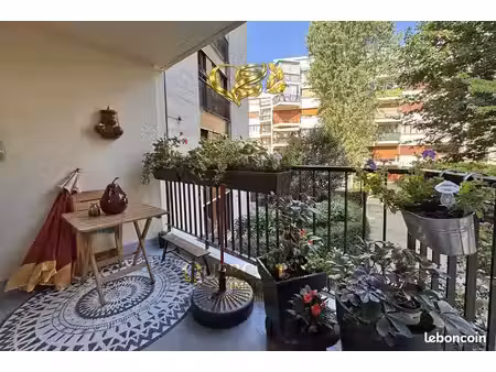 appartement 3 pièces 64 m²