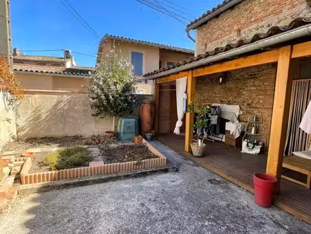 rabastens centre – maison 1890 – 4 ch – cour 40 m² – garage
