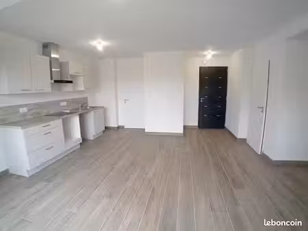 appartement 4 pièces 97 m²