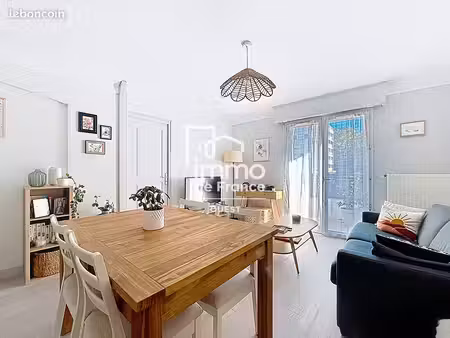 appartement 2 pièces 43 m²