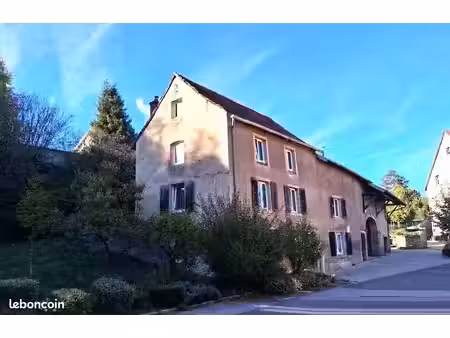 maison de village 5 pièces 147 m²