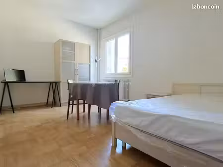 studio 1 pièce 22 m²