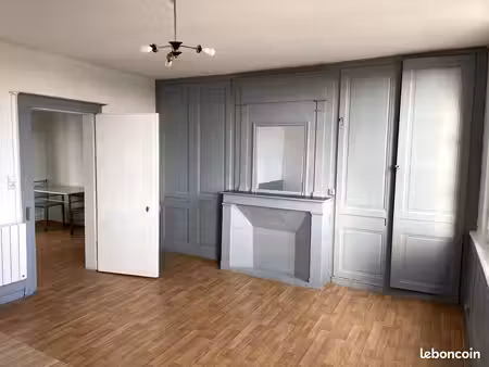 elbeuf t1 de caractère 35m²