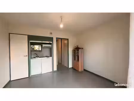 studio 1 pièce 20 m²