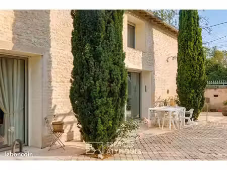 propriété 6 pièces 220 m²