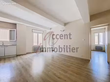 appartement 3 pièces 46 m²