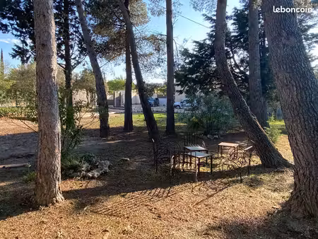 saint saturnin les avignon -terrain 400m2