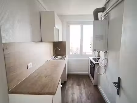 3 pièces 61m2 refait à neuf centre ville