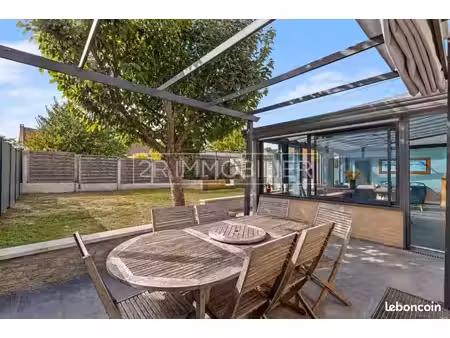 maison 7 pièces 200 m²