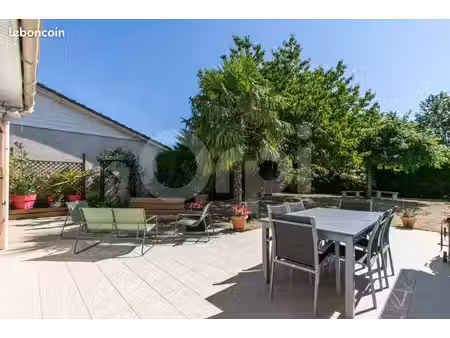 maison 6 pièces 150 m²