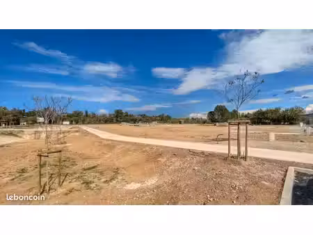 terrain 399 m² cabrieres d avignon
