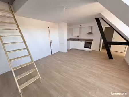 appartement 1 pièce 49 m²