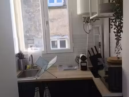 loue appartement 17m² meublé et rénové avec balcon lumineux viroflay