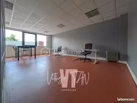bureaux 59 m²