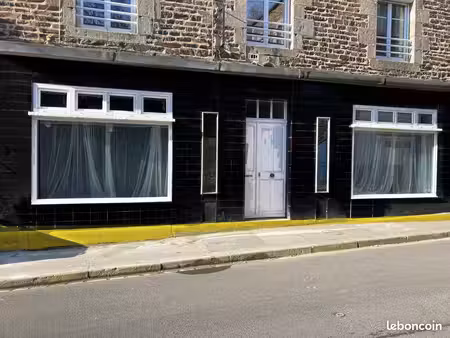 loue 2 bureaux attenants proche commerces