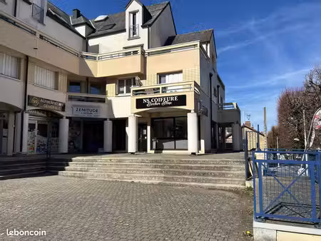 a louer commerce à saint fargeau ponthierry