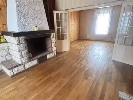 maison 7 pièces 155 m²
