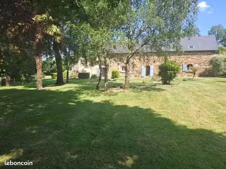 longère 6 pièces 196 m²