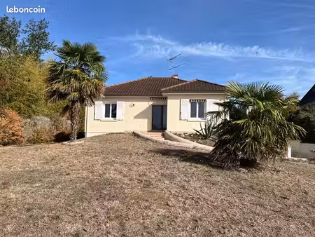 pavillon 5 pièces 157 m²