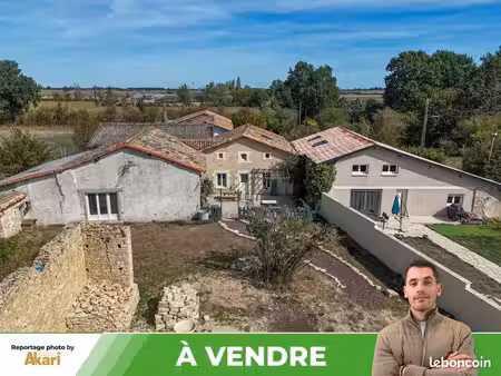 maison 10 pièces 334 m²