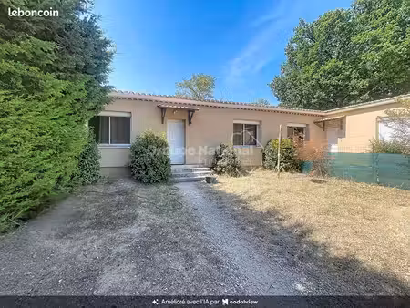 villa 3 pièces 65 m²