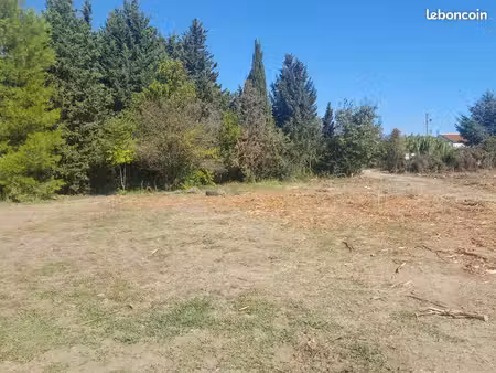 terrain 420 m² morieres les avignon