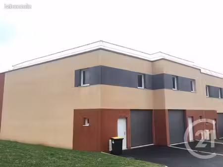 commerce 130 m²