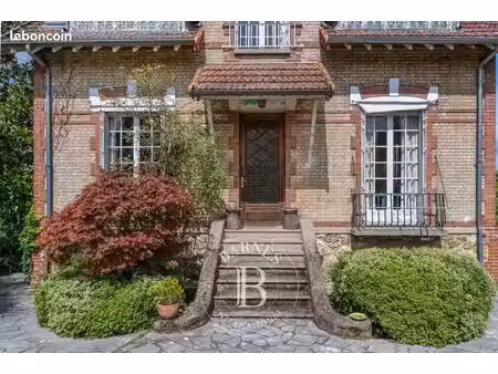 maison 6 pièces 185 m²