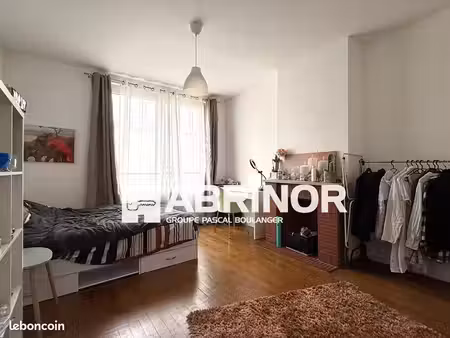 appartement 5 pièces 74 m²