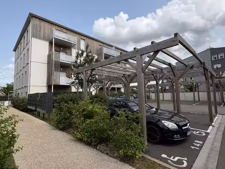 a louer appartement t3 58m² avec balcon 4m² et parking extérieur